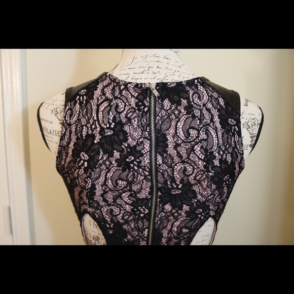 New vintage pink & black lace leather strap dress - Picture 8 of 8